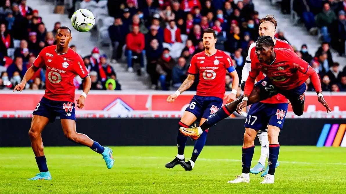 关于对手实力均衡：尼斯客场前往里尔争夺积分的信息