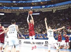 关于福建男篮全队团结一心，力克对手取得胜利的信息