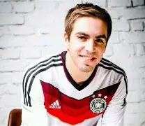 包含德国国家队备战关键比赛，主力球员状态亮眼的词条