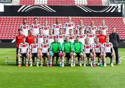 包含德国国家队备战关键比赛，主力球员状态亮眼的词条