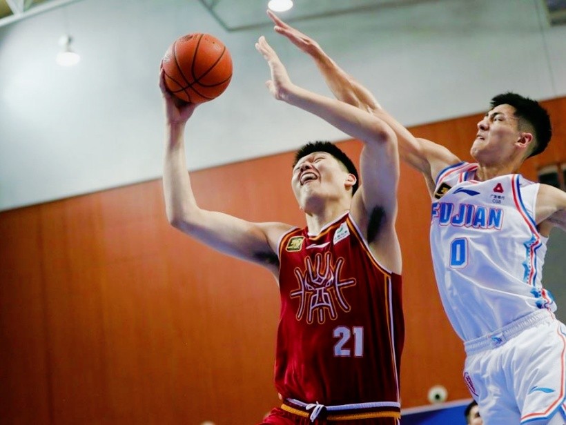 浙江男篮青年队员崭露头角，成为球队的新希望